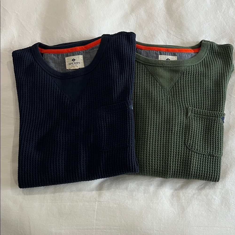 Sperry Navy and Olive Waffle Knit Tops
Excellent condition
